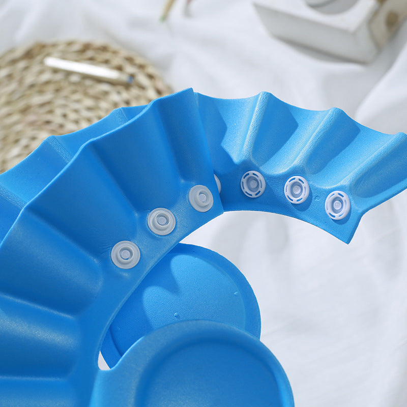 Adjustable children's shampoo cap