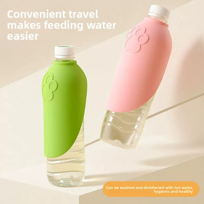Silicone Pet Water Dispenser with Lanyard